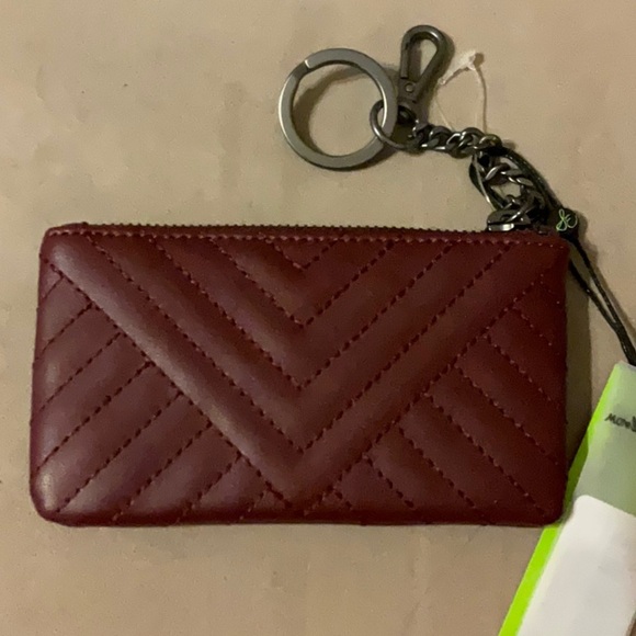 NWT Sam Edelman zip coin purse pouch with key ring, color: wine/burgundy chevron - Picture 3 of 7